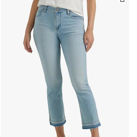 NWT Lee womens mid rise Legendary Capri Jean - Picture 1 of 9